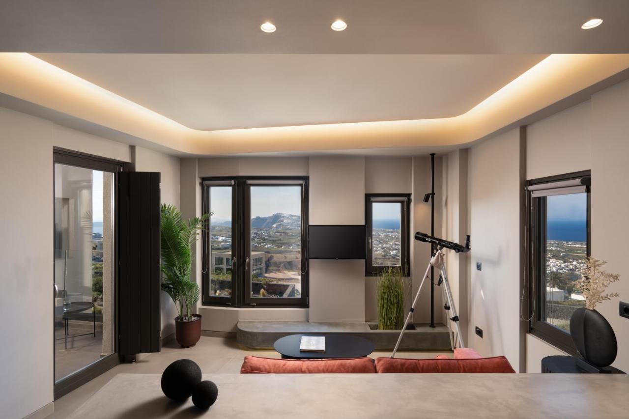 Apikia Santorini Hotel 3*