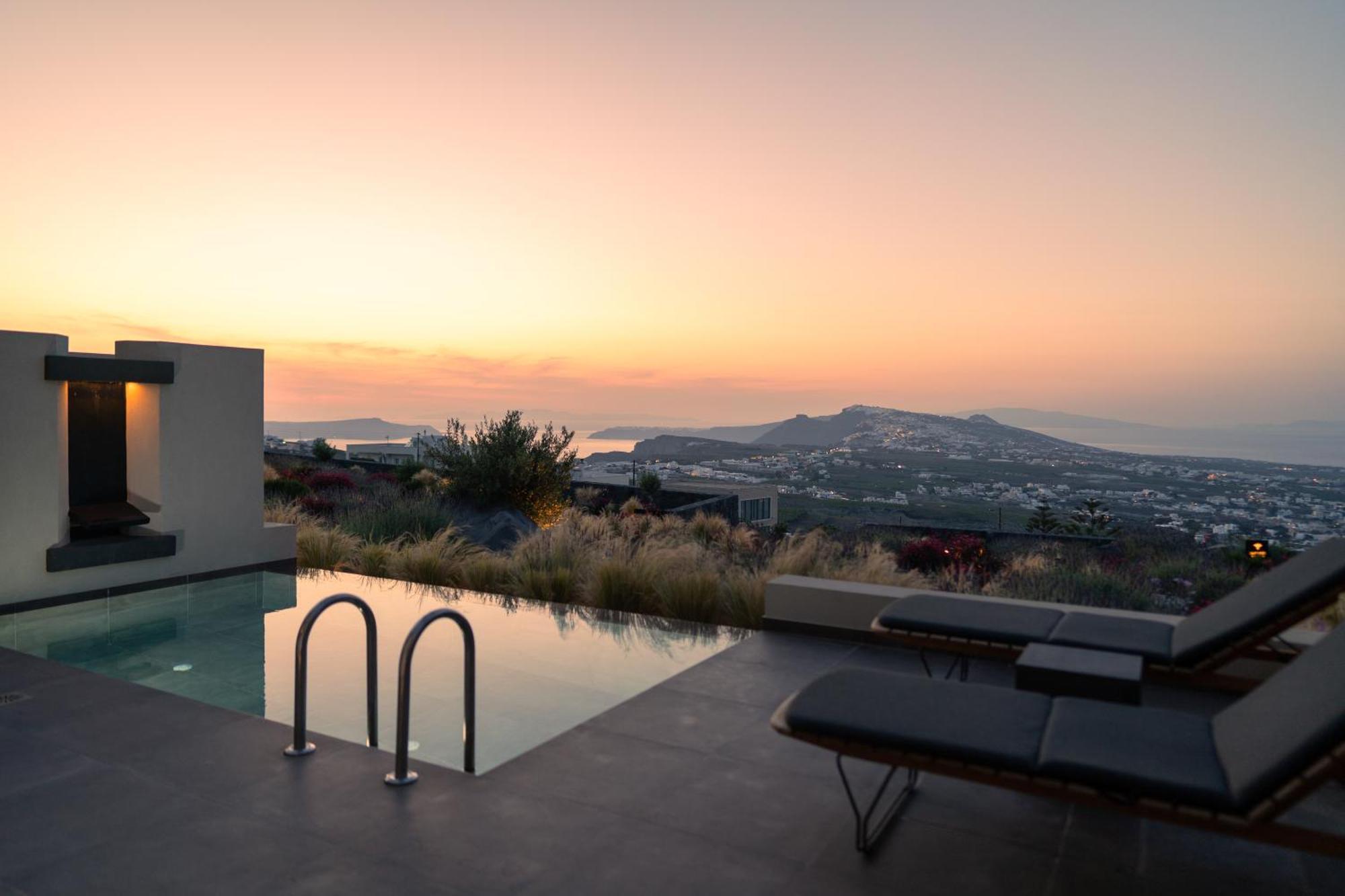Hotel Apikia Santorini Pyrgos Kallistis