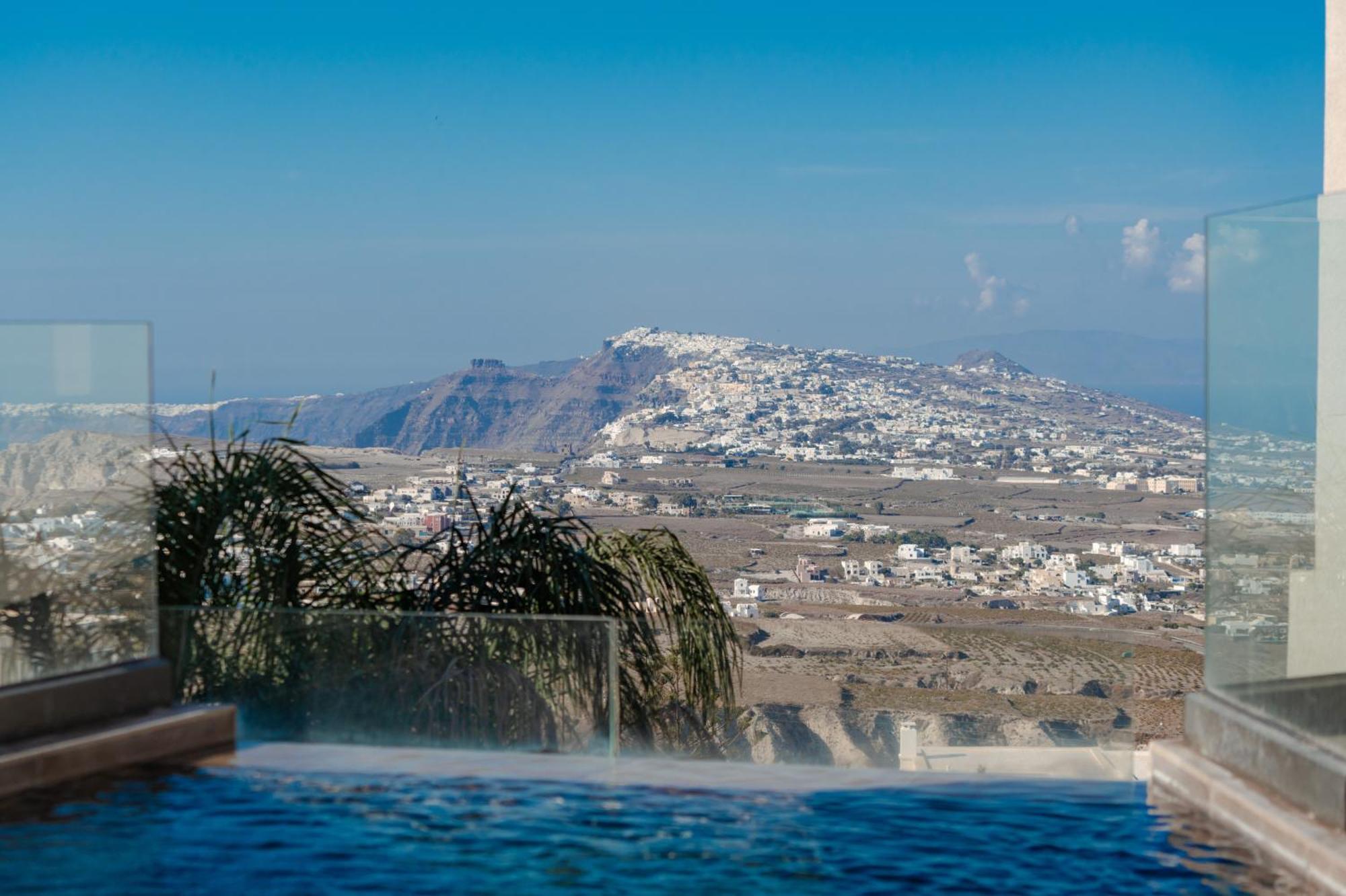 Hotel Apikia Santorini Pyrgos Kallistis