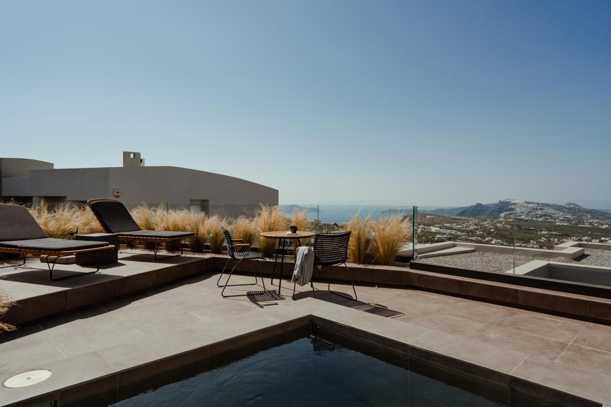 Apikia Santorini Hotel
