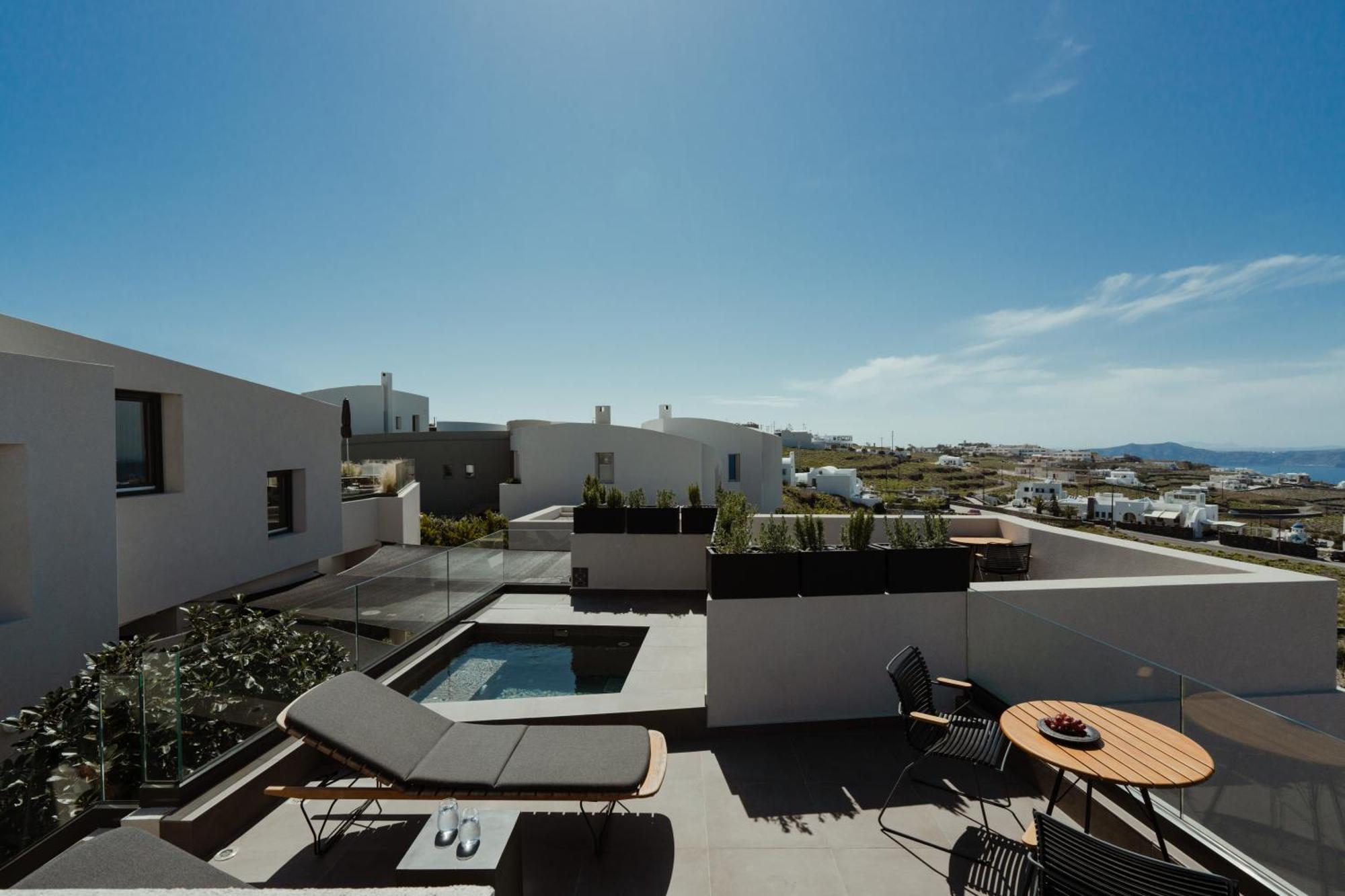Apikia Santorini